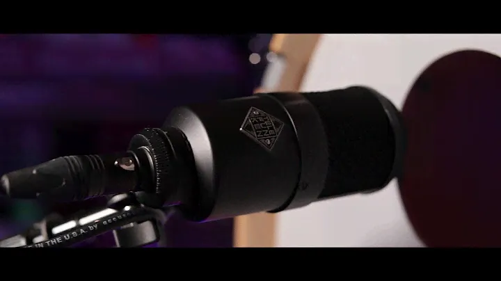 Обзор динамического микрофона TELEFUNKEN M82