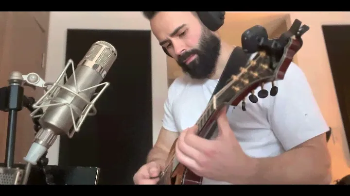 Driftwood #022 Mandolin into Telefunken U47